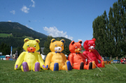 IMG_8976.JPG (168873 Byte)