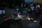 IMG_8537.JPG (120079 Byte)